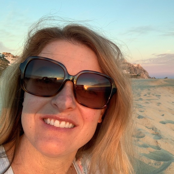 Meet your Posher, Shel - Picture 1 of 1